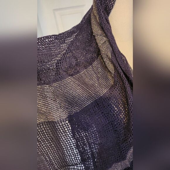 Navy and gold lightweight scarf - Picture 4 of 4